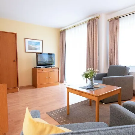 Ostseebutt Mit Terrasse Im Kaiserhof 2 * Kellenhusen